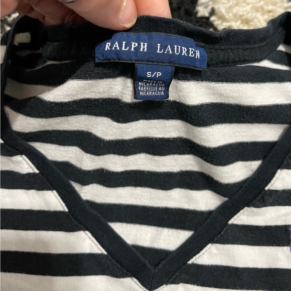 EUC Women’s Size Small Ralph Lauren Stripe V-neck Tee With Logo Embroidered - Picture 7 of 10